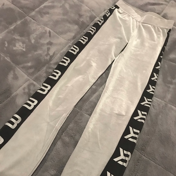 ๐ BETTER BODIES LEGGINGS - Picture 6 of 7